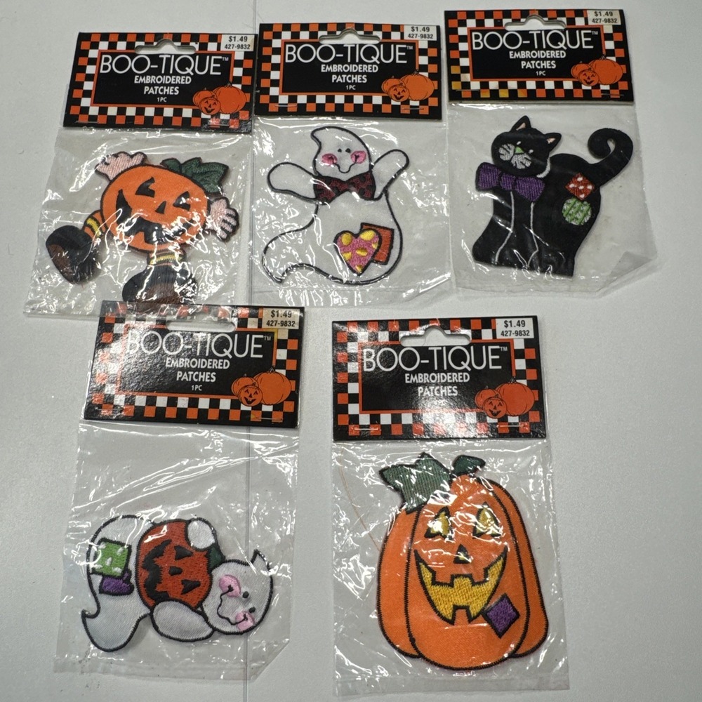 Lot of 5 NOS VTG 1998 Boo-tique Halloween Sew-on Embroidered Patches